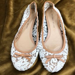 Antonio Melani flats